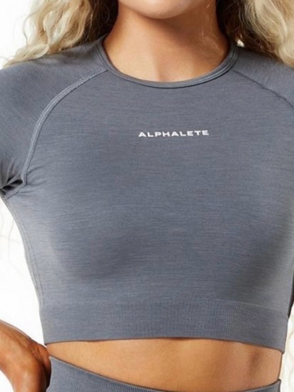 Alphalete Women's Amplify Crop Top